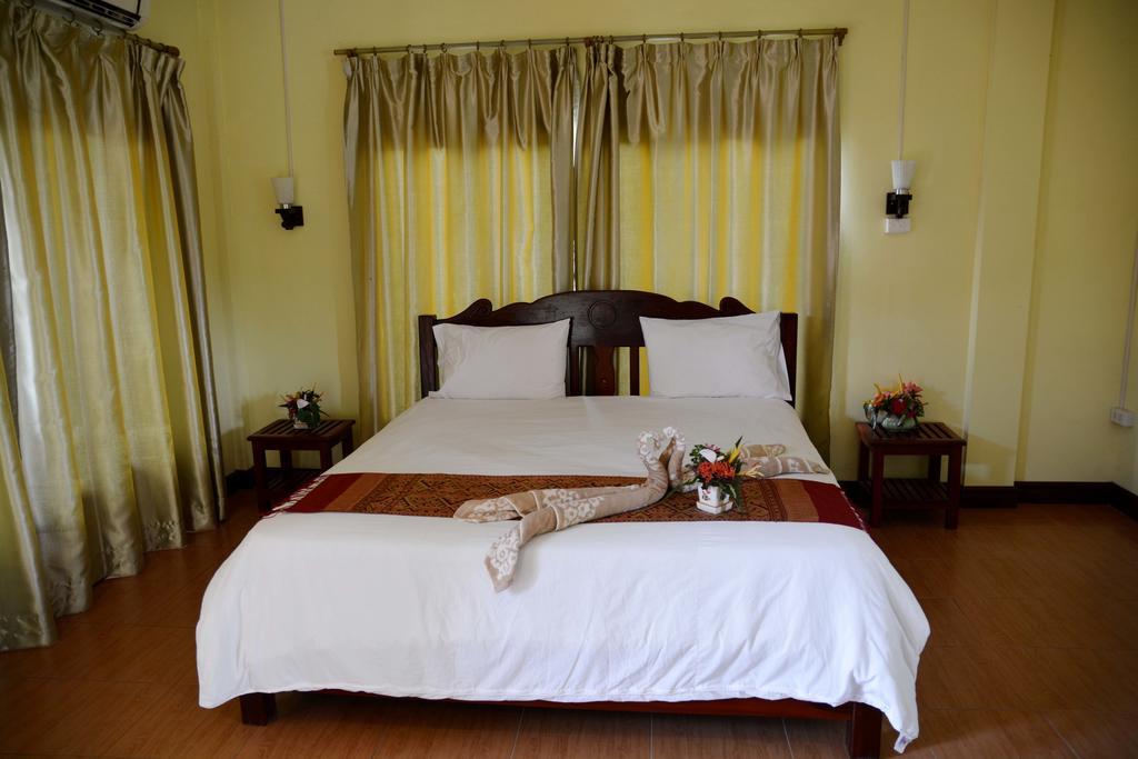 Hotel Vilayvong Vang Vieng Exterior photo